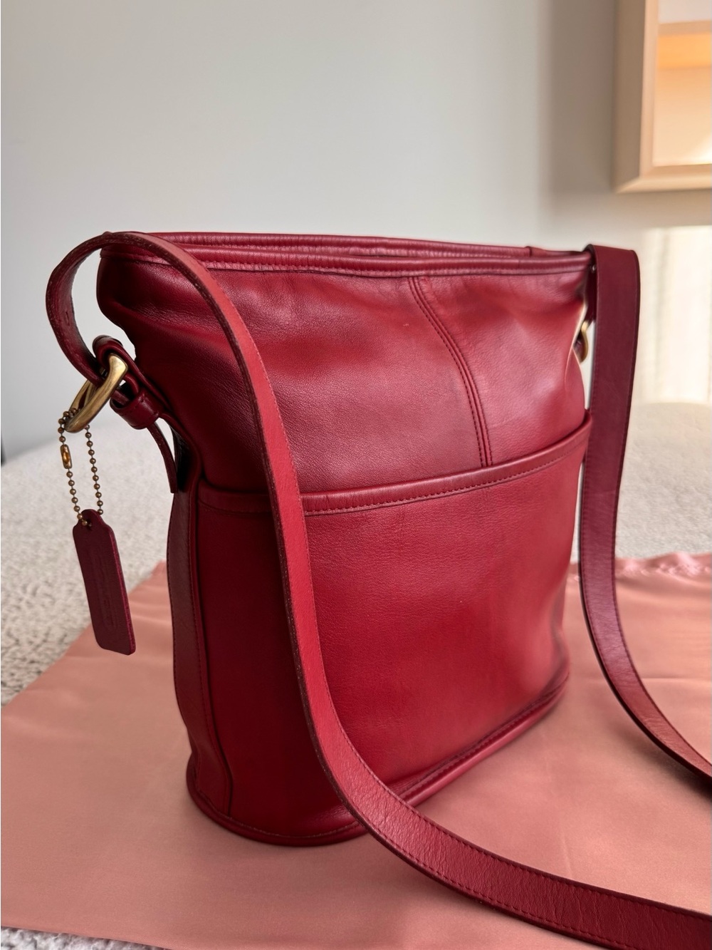 Vintage Coach red leather bucket bag 4153